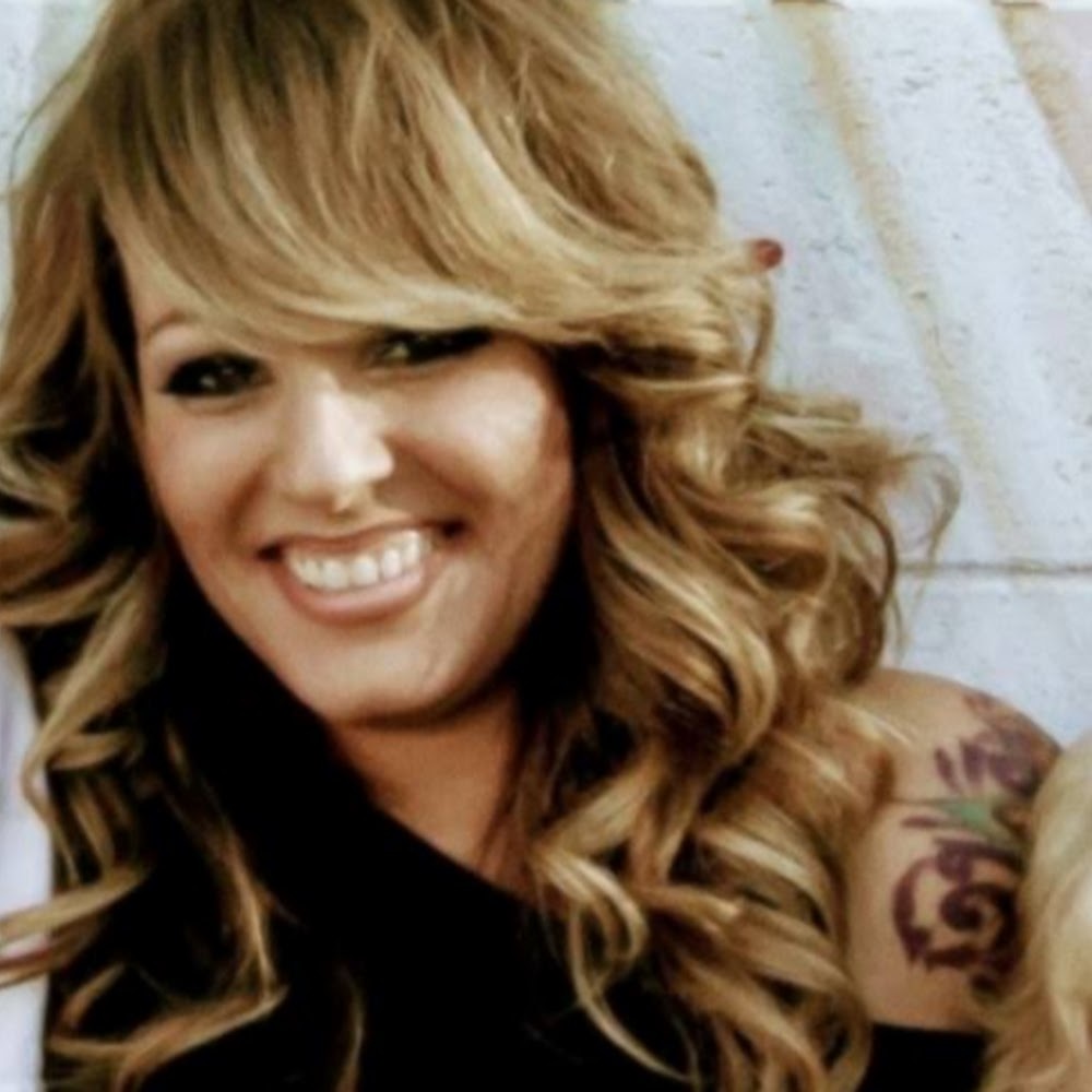 Meet your Posher, Dennise